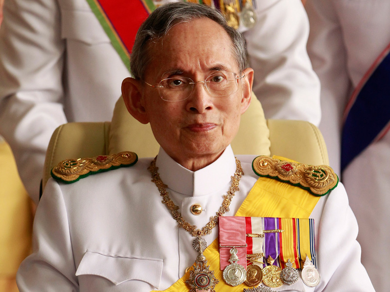 Пхумибон Адульядет Король Таиланда Рама IX