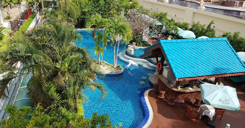 Отель Baan Karonburi Resort 3 звезды